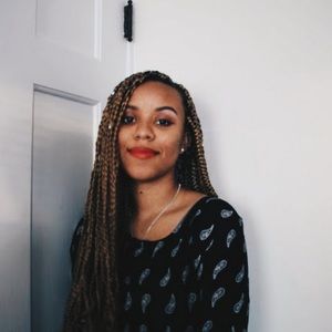 Meet your Posher, Dèsha